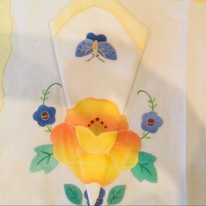 BOGO Six vintage appliquéd placemat n napkin sets